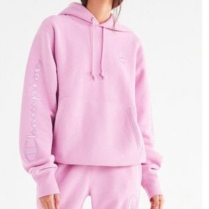 Champion 2017 Limited Edition Pullover Hoodie with Embroidered Sleeves M